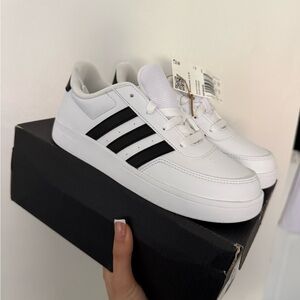 adidas kids NEW White Sneakers with Black Three-Stripes